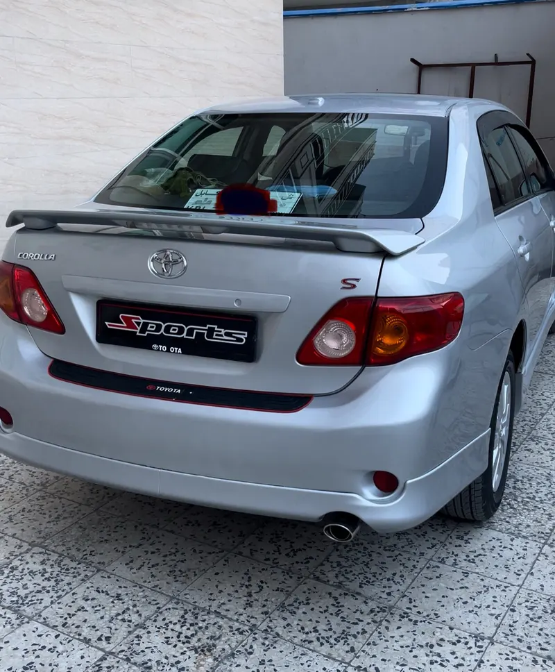 Toyota Corolla 2010 (6)