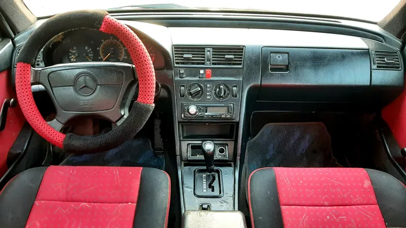Mercedes-Benz 1994 (4)