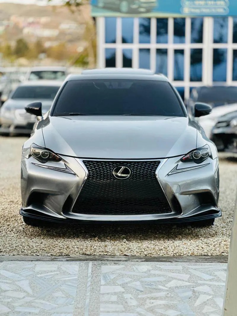 Lexus IS250 2014 (2)