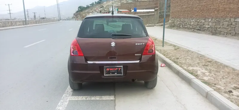 Suzuki Swift 2009 (4)