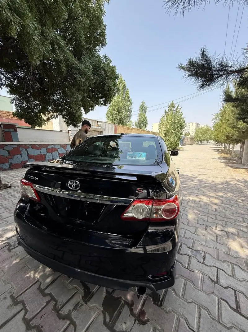 Toyota Corolla 2013 (3)