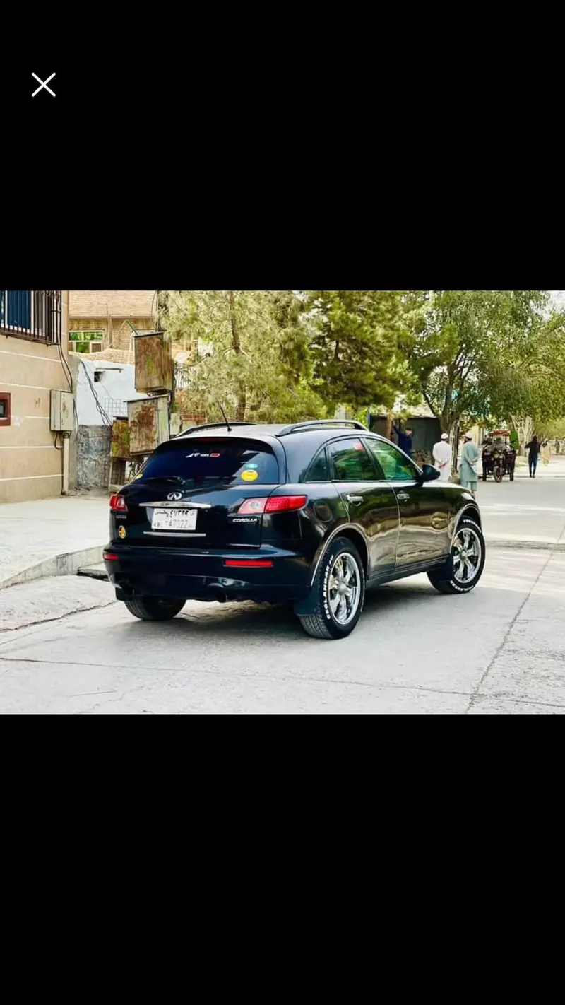 Infiniti 2004 (4)