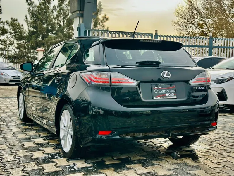 Lexus 2013 (3)