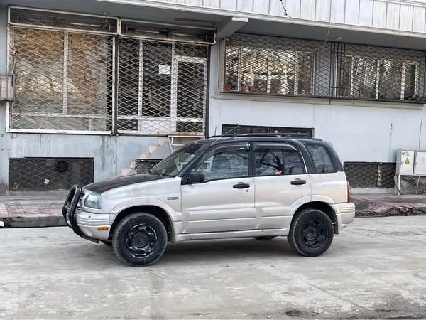 Suzuki Vitara 1999 (1)