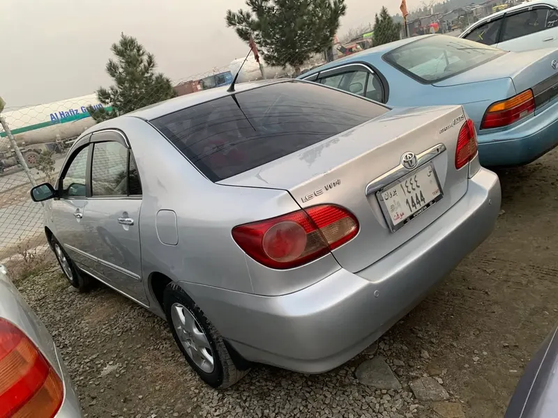 Toyota Corolla 2005 (3)