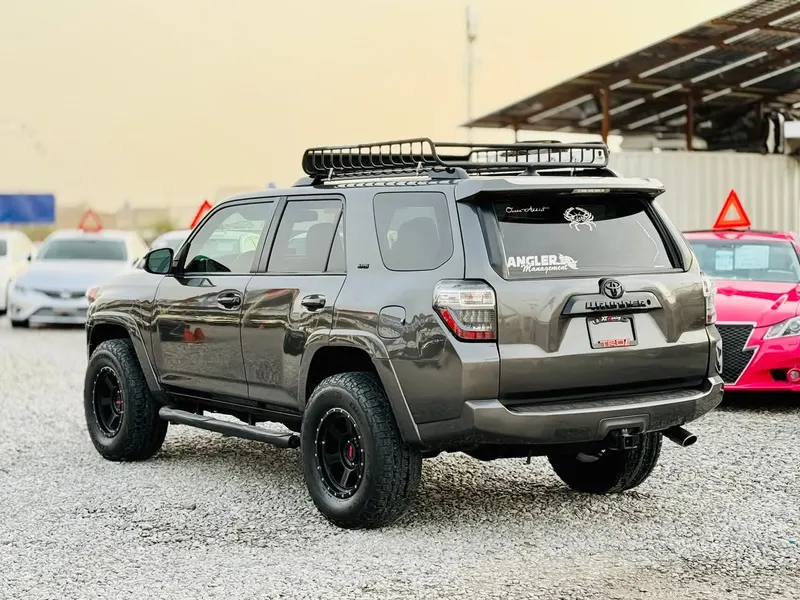 Toyota 4Runner 2016 (3)
