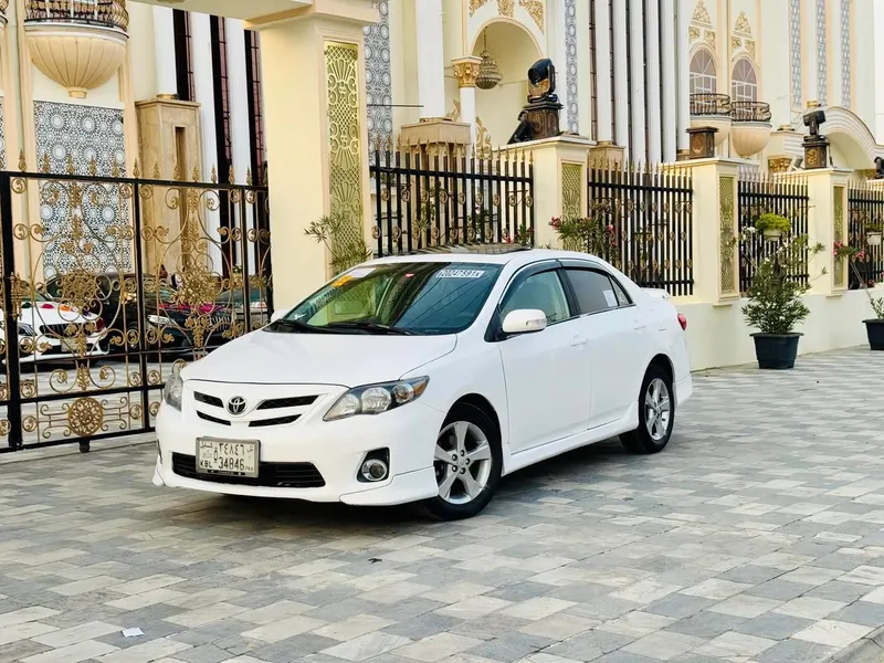 Toyota Corolla 2012 (1)