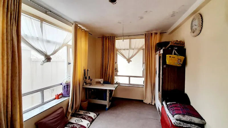 3-storey building for sale, 10 rooms, 200 m², Karte Nawshad, Mazar-i-Sharif (5)