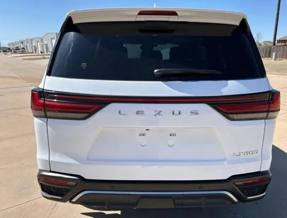Lexus LX 600 2024 (3)