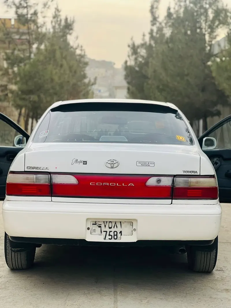 Toyota Corolla 1995 (3)