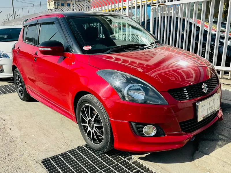 Suzuki swift 2011 (2)