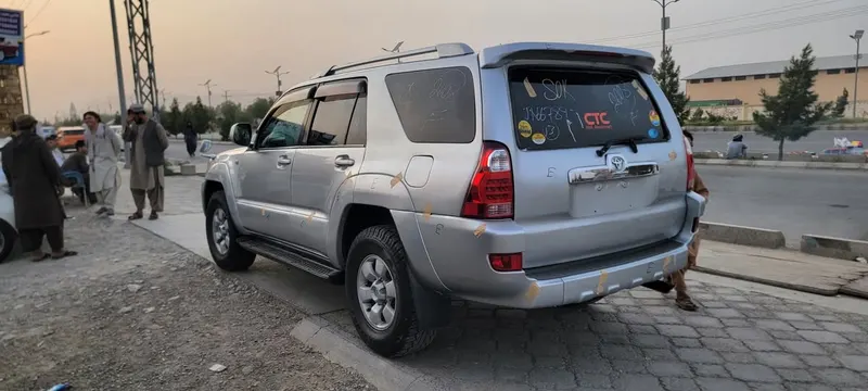 Toyota 4Runner 2004 (3)