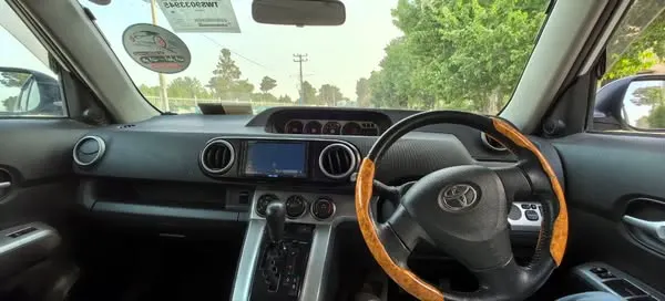 Toyota Rumion 2010 (4)
