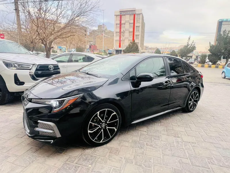 Toyota Corolla 2020 (1)