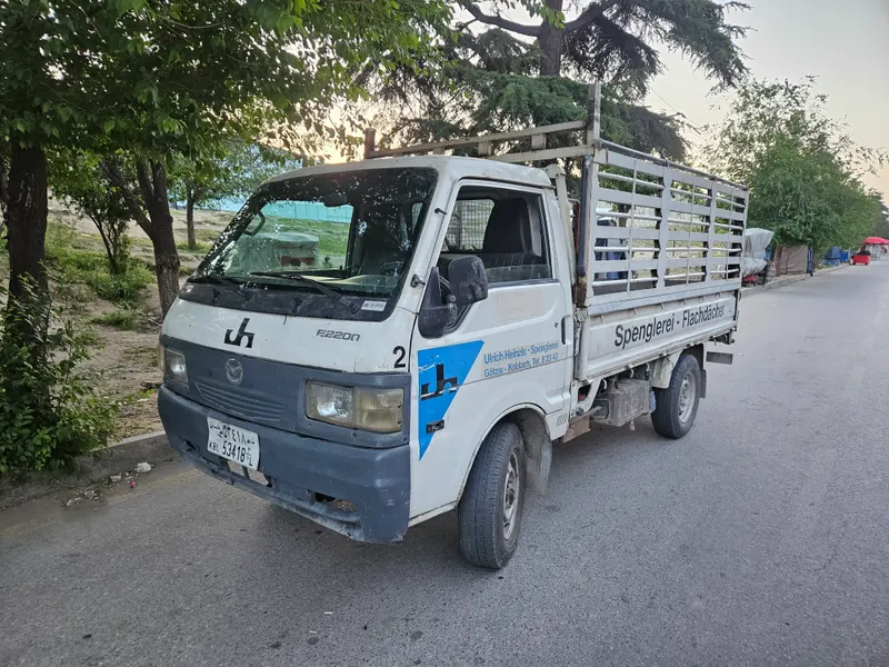 مزدا 2200 2000 (4)
