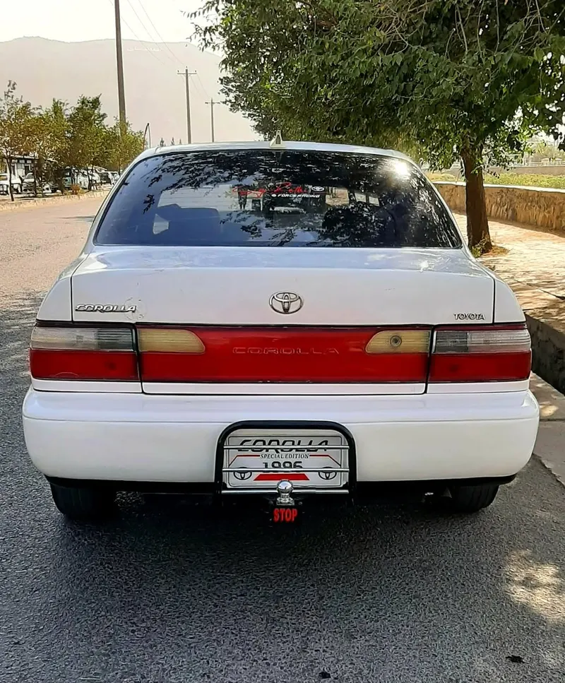 Toyota Corolla 1996 (3)