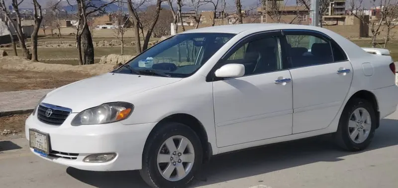 Toyota Corolla 2005 (2)