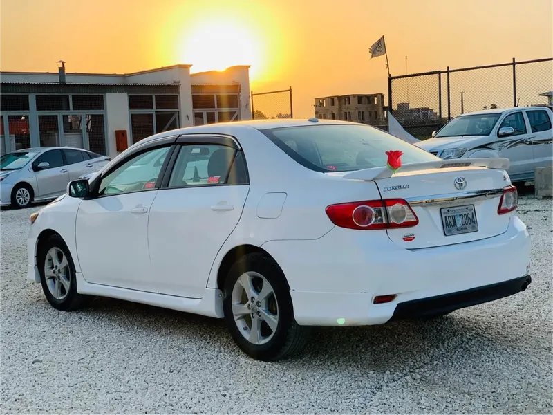 Toyota Corolla 2013 (3)