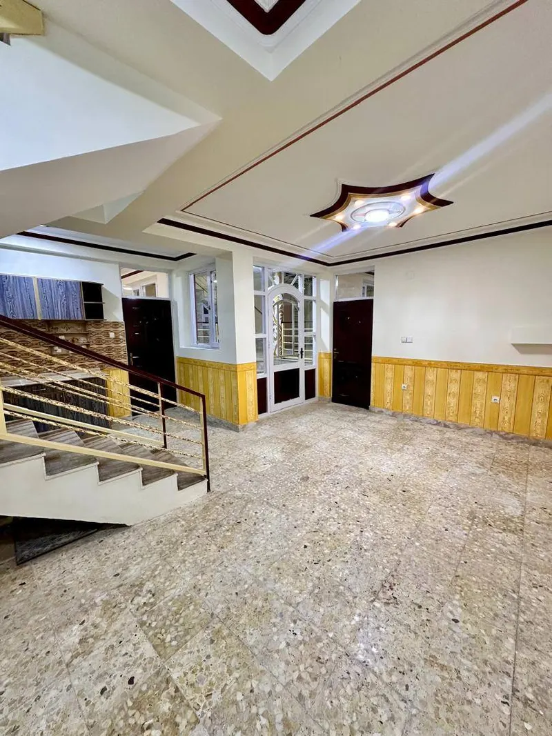 خانه 4 منزله برای فروش، 7 اتاق، 200 m²، سناتوریم، ناحیه 6، کابل (4)