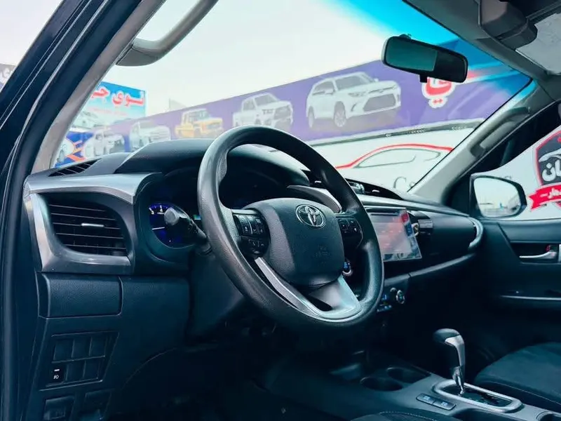 Toyota Hilux Vigo 2018 (4)