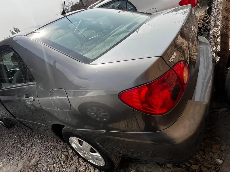 Toyota Corolla 2006 (3)