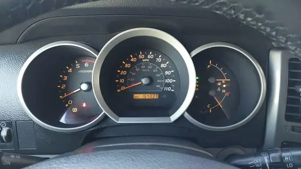 Toyota 4Runner 2006 (2)
