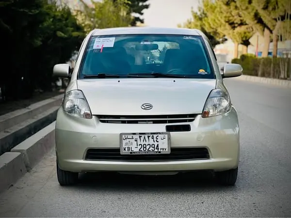 Toyota Passo 2006 (1)