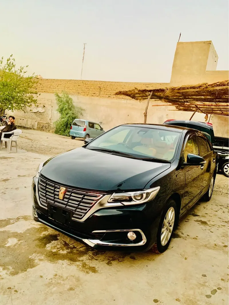 Toyota Premio 2018 (2)
