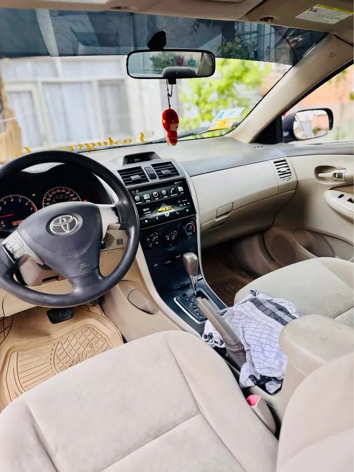Toyota Corolla 2009 (4)