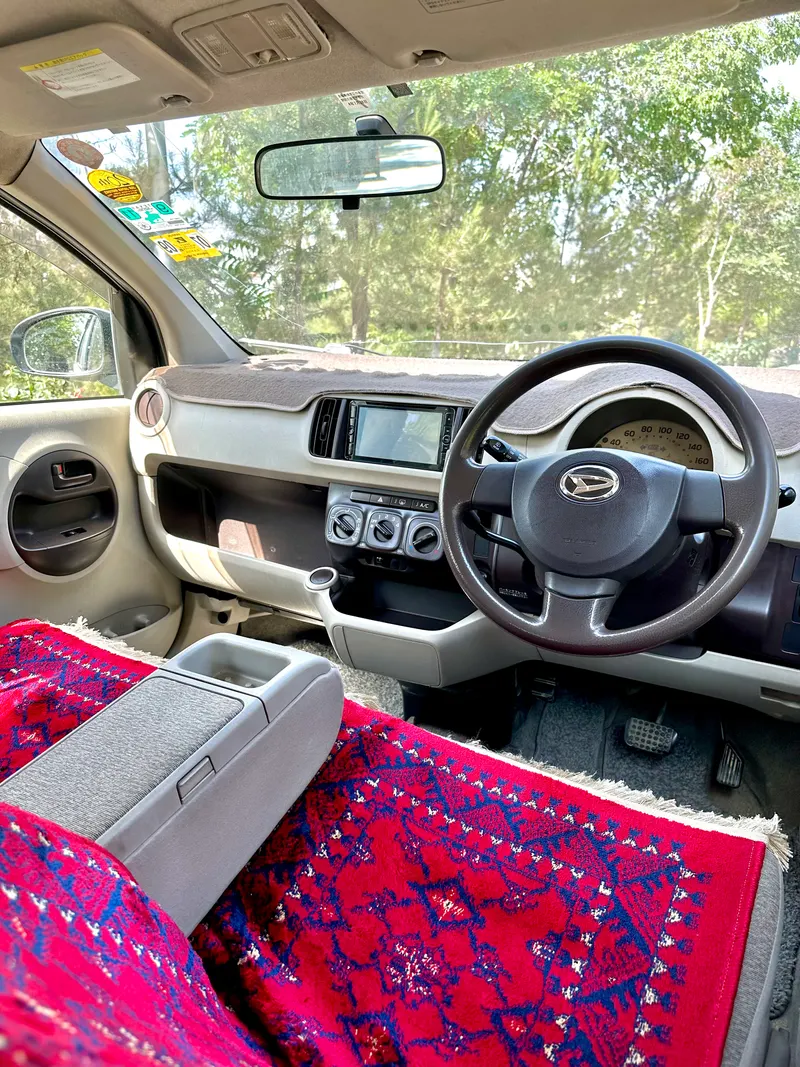 Toyota Passo 2010 (1)