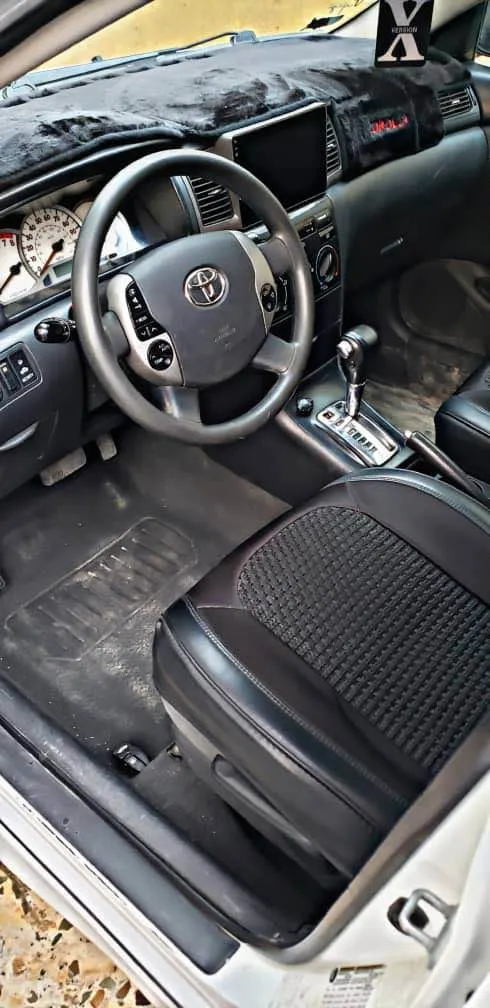 Toyota Corolla 2006 (4)