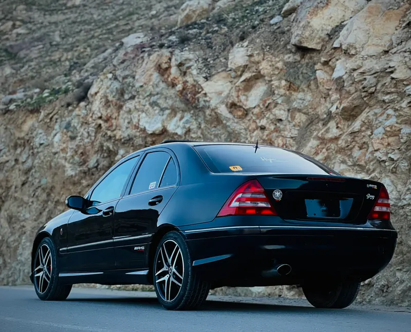 Mercedes-Benz 2005 (5)