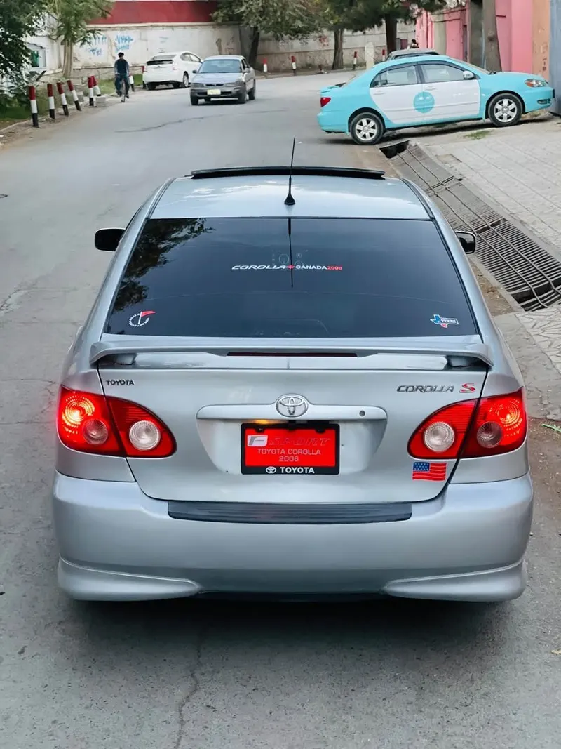 تویوتا کرولا S 2006 (3)