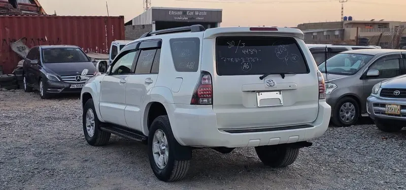 تویوتا 4Runner 2004 (2)