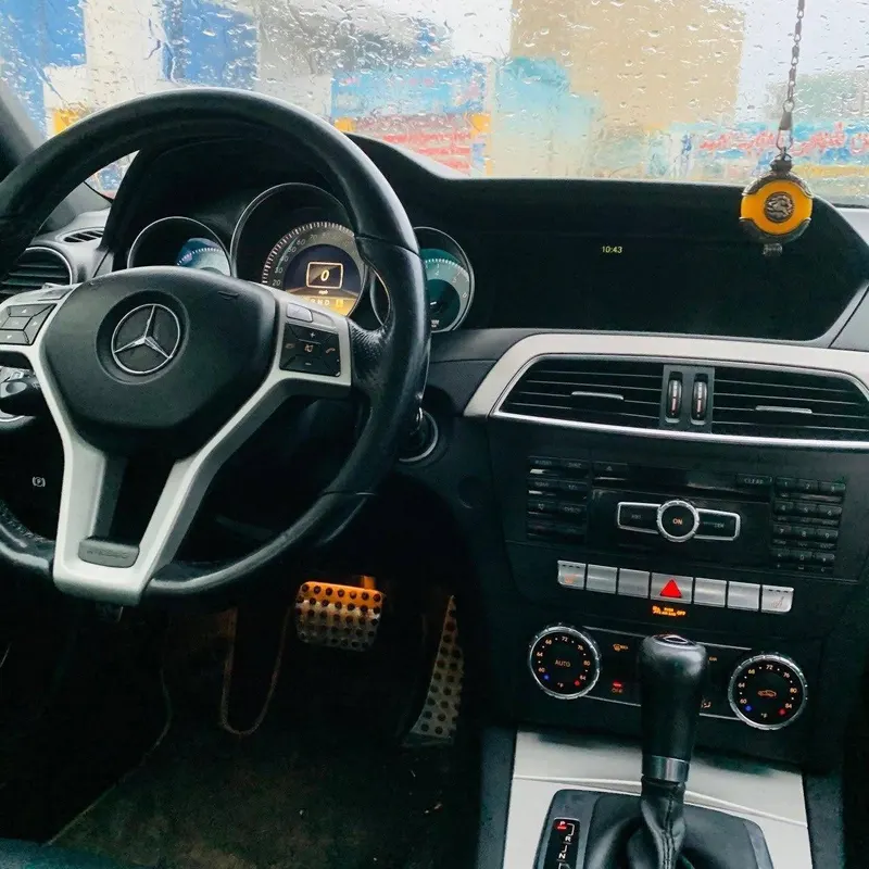 Mercedes-Benz C250 2013 (4)