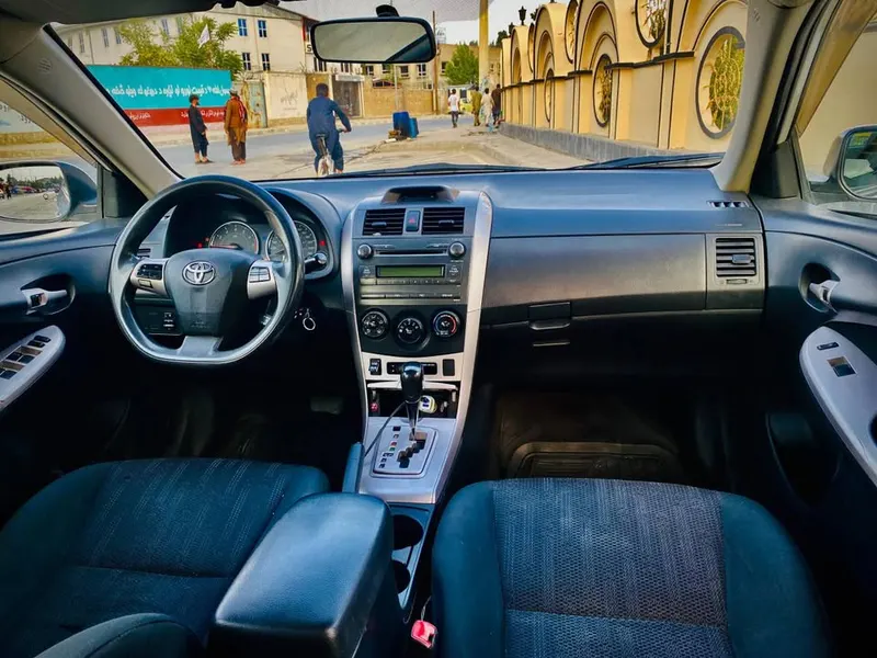 Toyota Corolla 2011 (4)