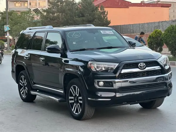 Toyota 4 Runner 2015 (2)