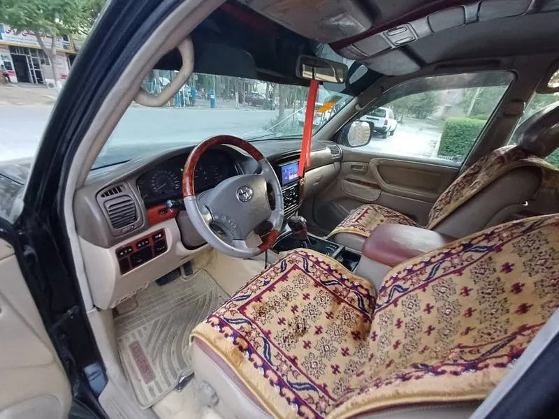 Toyota Land Cruiser 1998 (4)