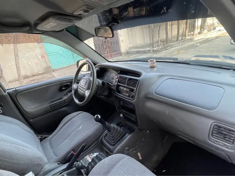 Suzuki Vitara 1999 (4)