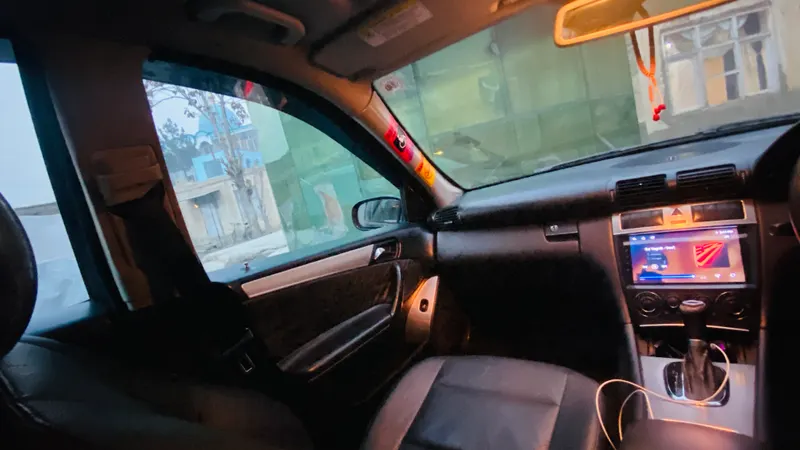Mercedes-Benz 2005 (7)