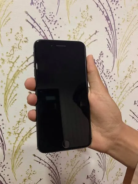 iPhone 7 Plus for Sale (2)