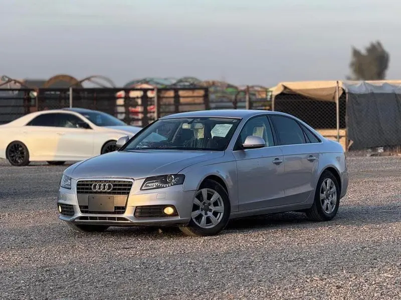 Audi A4 2008 (2)