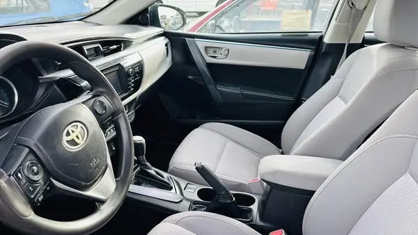 Toyota Corolla 2017 (3)