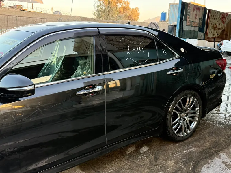 Toyota Crown 2014 (4)