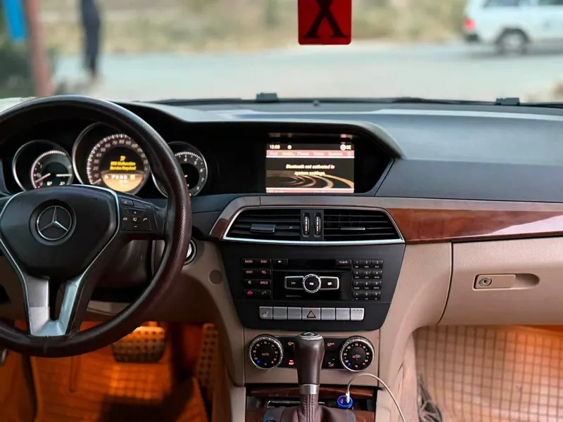 Mercedes-Benz C-Class 2013 (6)