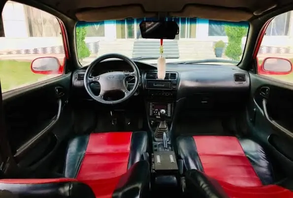 Toyota Corolla 1996 (4)