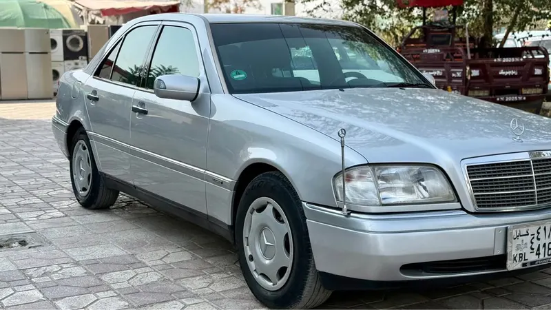 Mercedes-Benz 1996 (2)