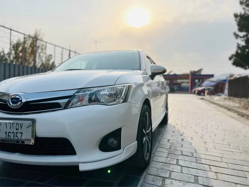 Toyota Fielder 2015 (2)