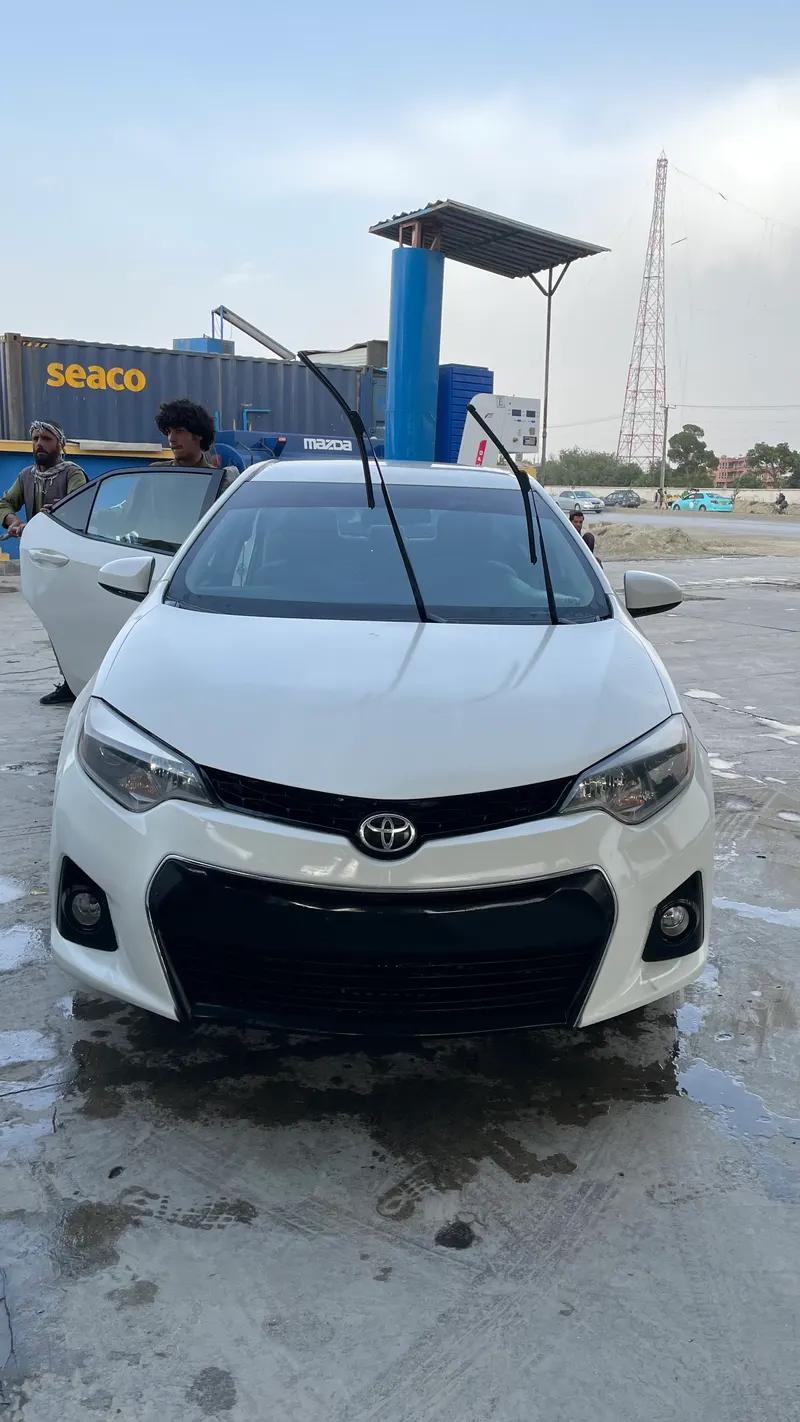 Corolla 2015 LE+Sport (6)