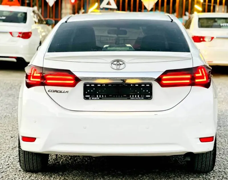 Toyota Corolla 2015 (3)